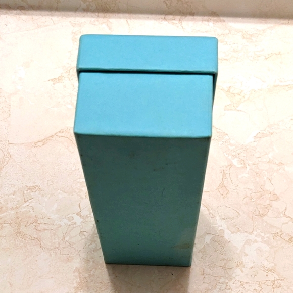 Tiffany & Co Gift Box & Lens Cleaning Cloth - Picture 7 of 11